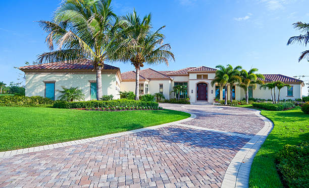 Best Residential Driveway Paver Services  in Gnadenhutten, OH