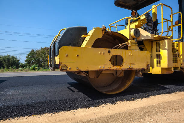 Best Affordable Driveway Pavers  in Gnadenhutten, OH